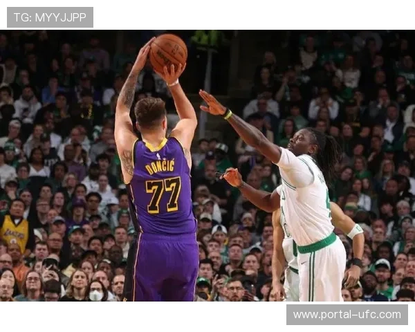 鹈鹕锡安减重归来展现强大攻防实力 贡献13分4篮板4助攻全面统治场上