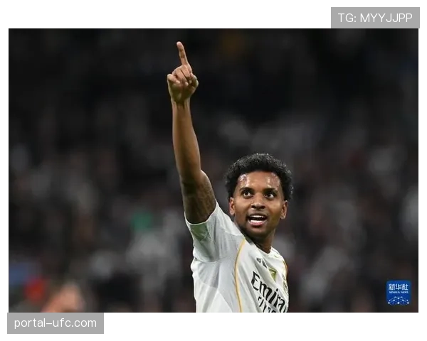 特写：维尼修斯突破后横传，罗德里戈门前一米将球打高